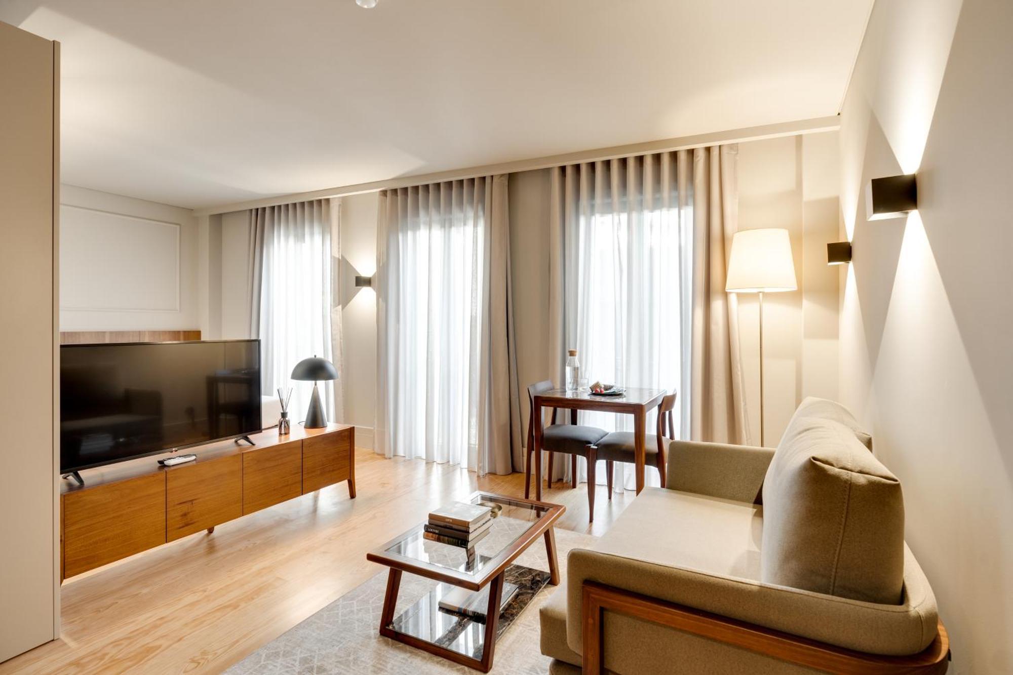 Avus M Suites And Apartments By Da'Home Πόρτο Εξωτερικό φωτογραφία